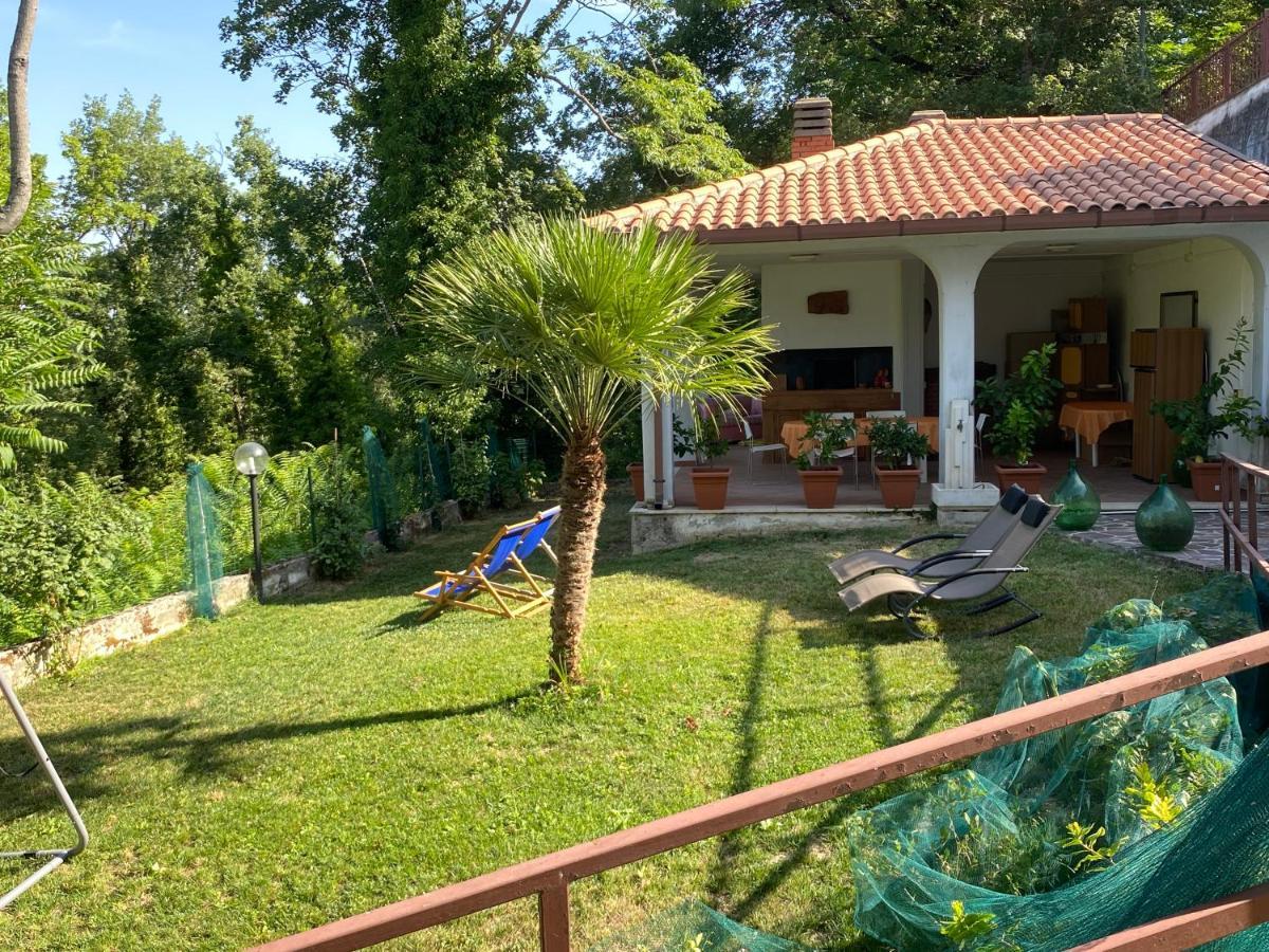 B&B Rox E Claudia Lugnola Ngoại thất bức ảnh