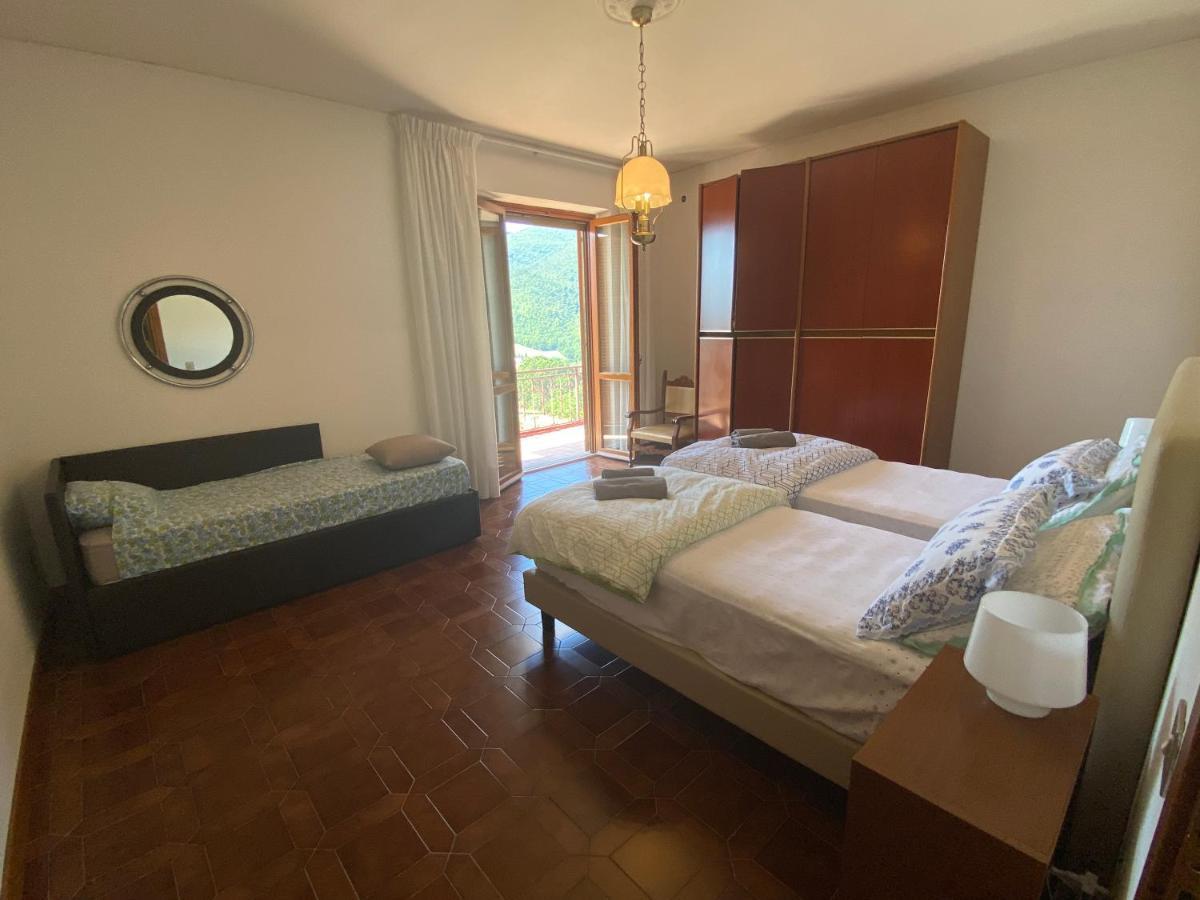 B&B Rox E Claudia Lugnola Ngoại thất bức ảnh